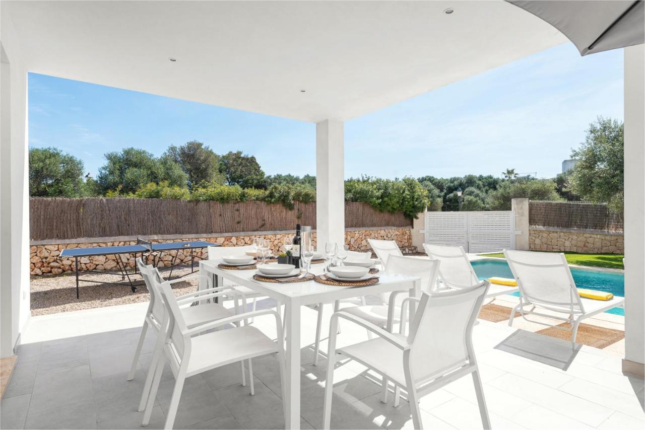 Vakantiehuis Stunning Marianella Gris, Pool, Bbq, Ac, Free Wifi *