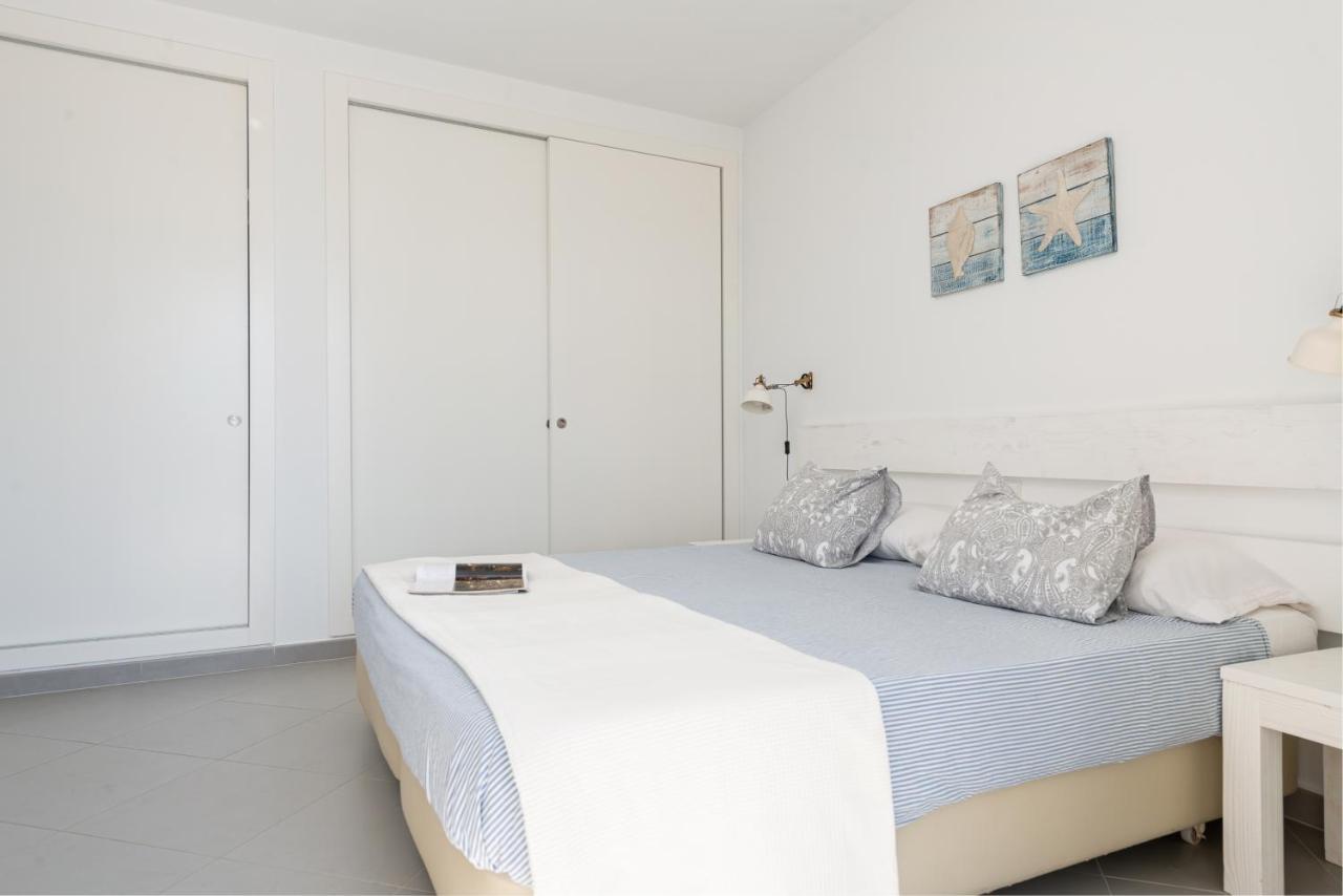 Stunning Marianella Gris, Pool, Bbq, Ac, Free Wifi Vakantiehuis *